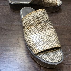 Vince platform slide sandals